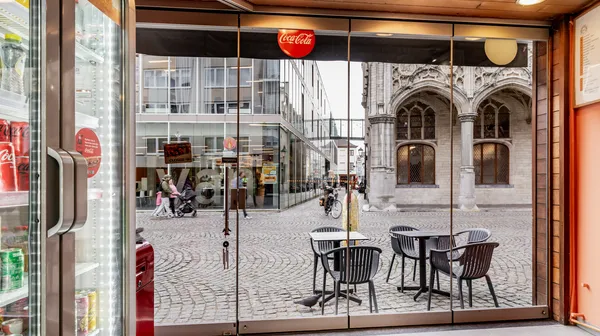 1751882389-Veemarkt 17 2800 006